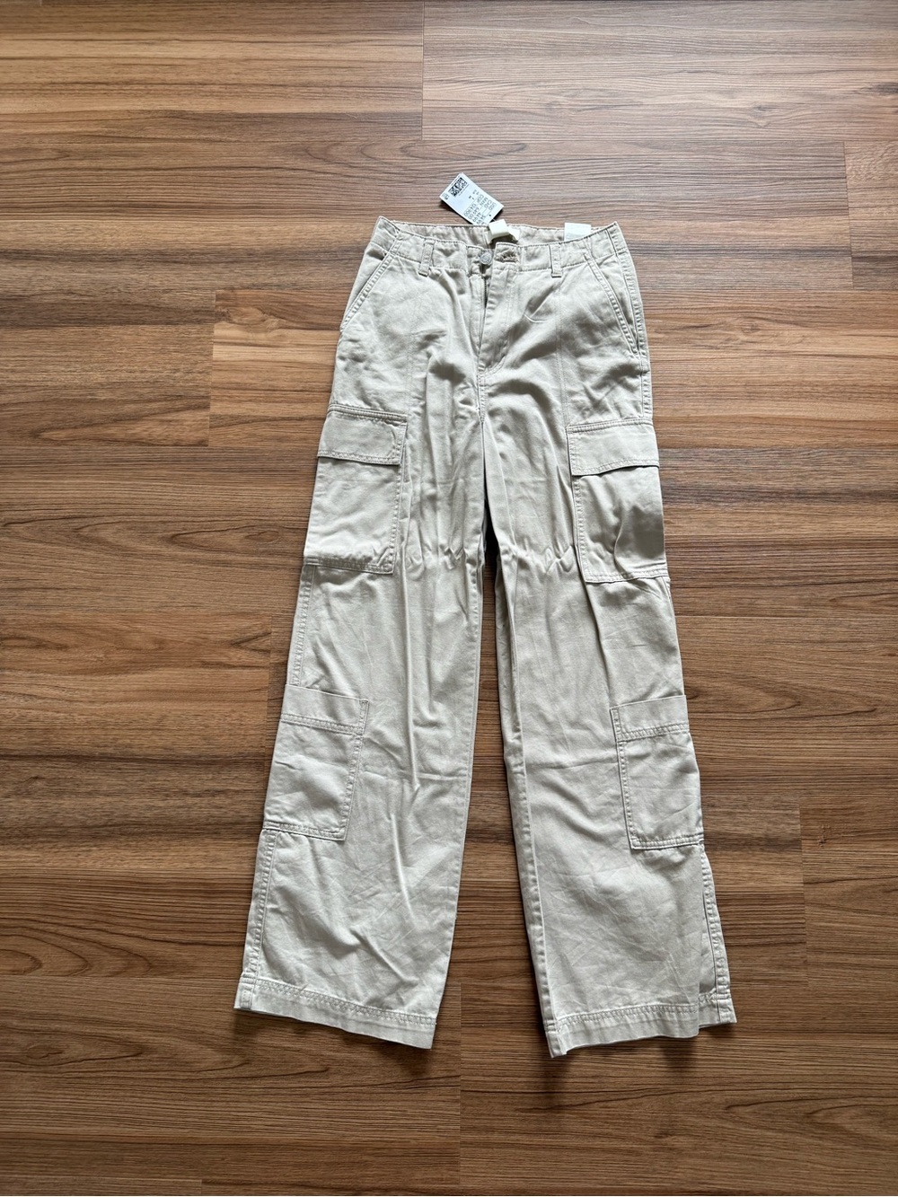 H&M Women's Beige Cargo Pants - Straight Leg Utility